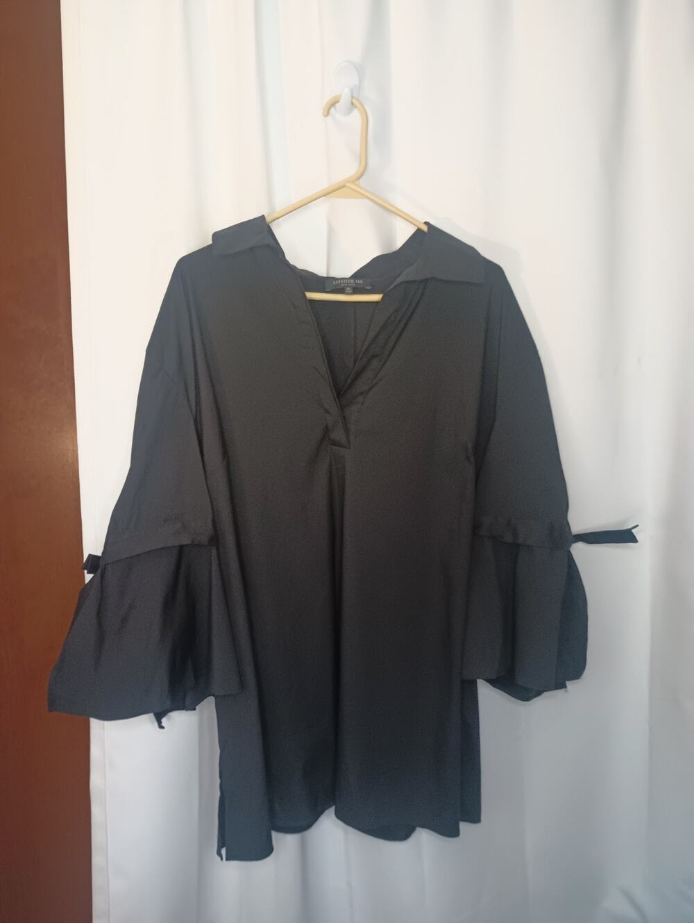 Lafayette 148 Women's 1X Bell Sleeve Collared Tunic Top Black Artsy Minimalist